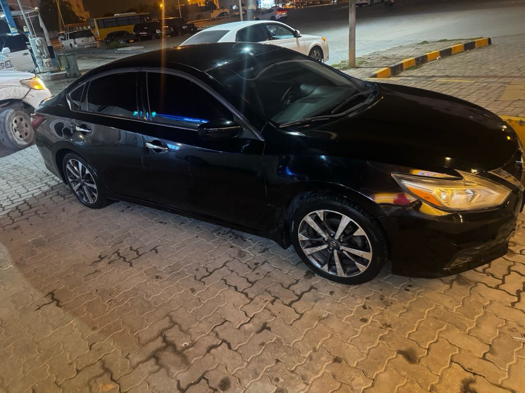 NISSAN ALTIMA SR 2017
