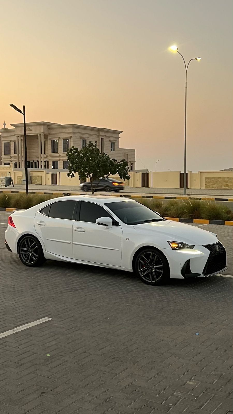 Car Image 2018 LEXUS IS 300