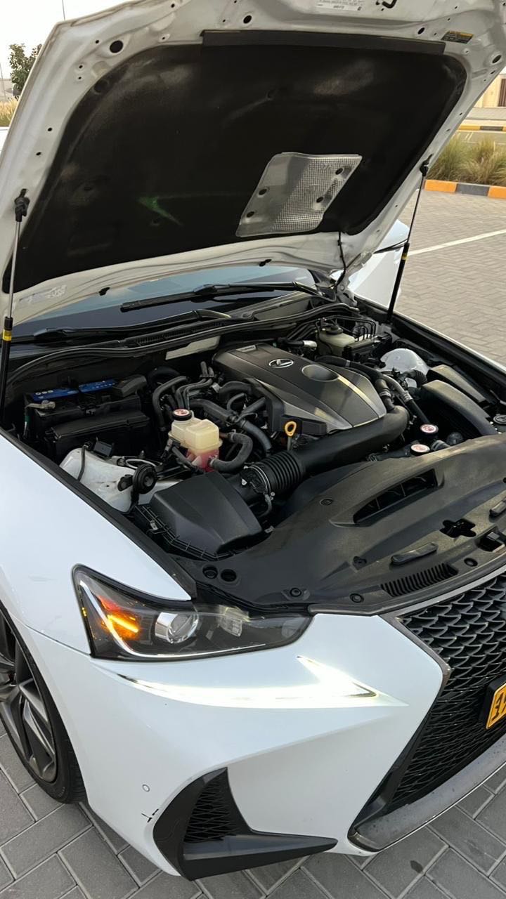 Car Image 2018 LEXUS IS 300