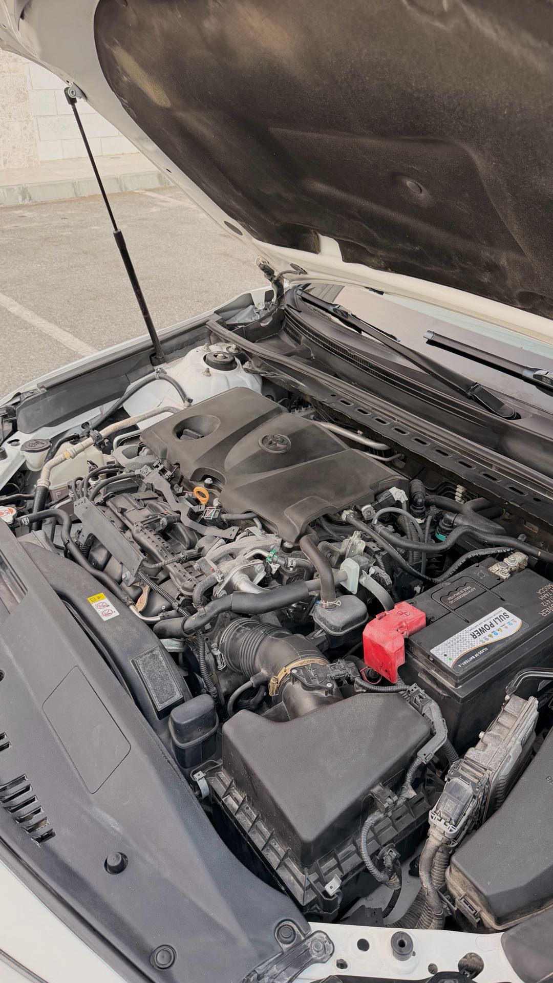 Car Image 2018 TOYOTA CAMRY LE