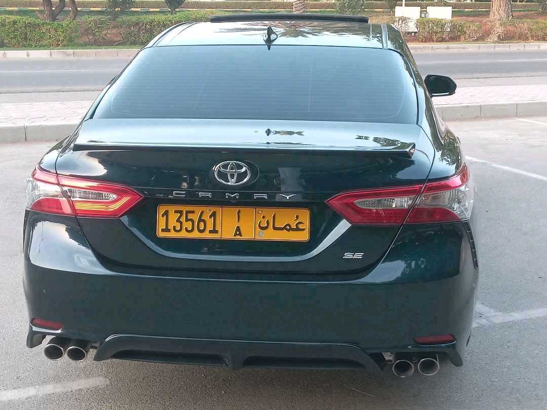 Car Image 2019 TOYOTA CAMRY SE