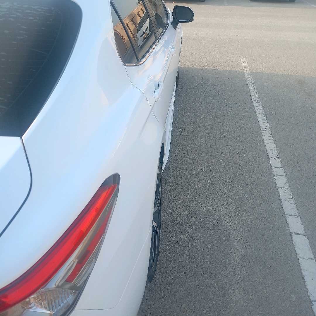 Car Image 2019 TOYOTA CAMRY SE