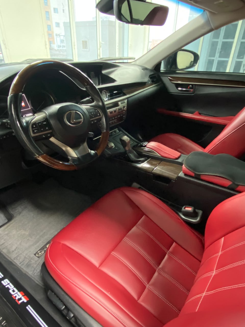 Car Image 2017 LEXUS ES 350