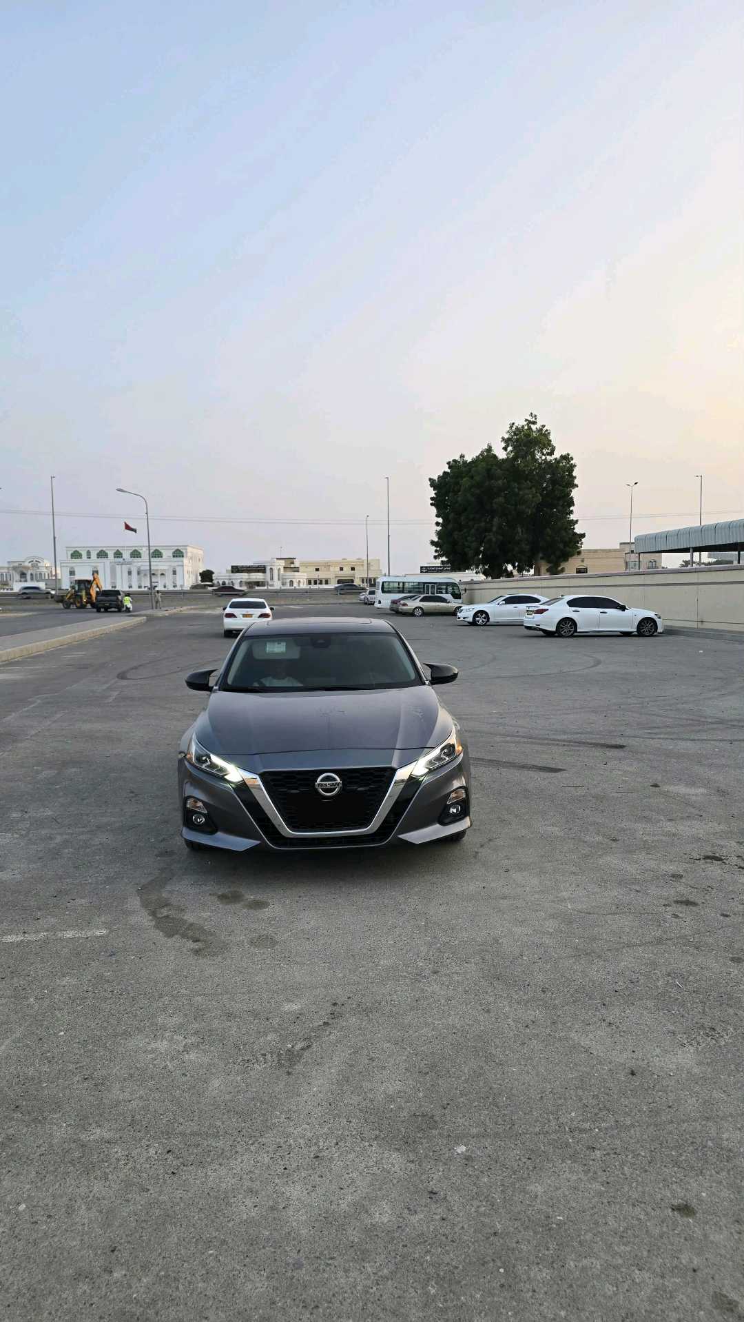Car Image 2021 NISSAN ALTIMA SR