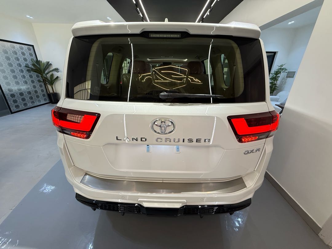 Car Image 2026 TOYOTA LAND CRUISER 