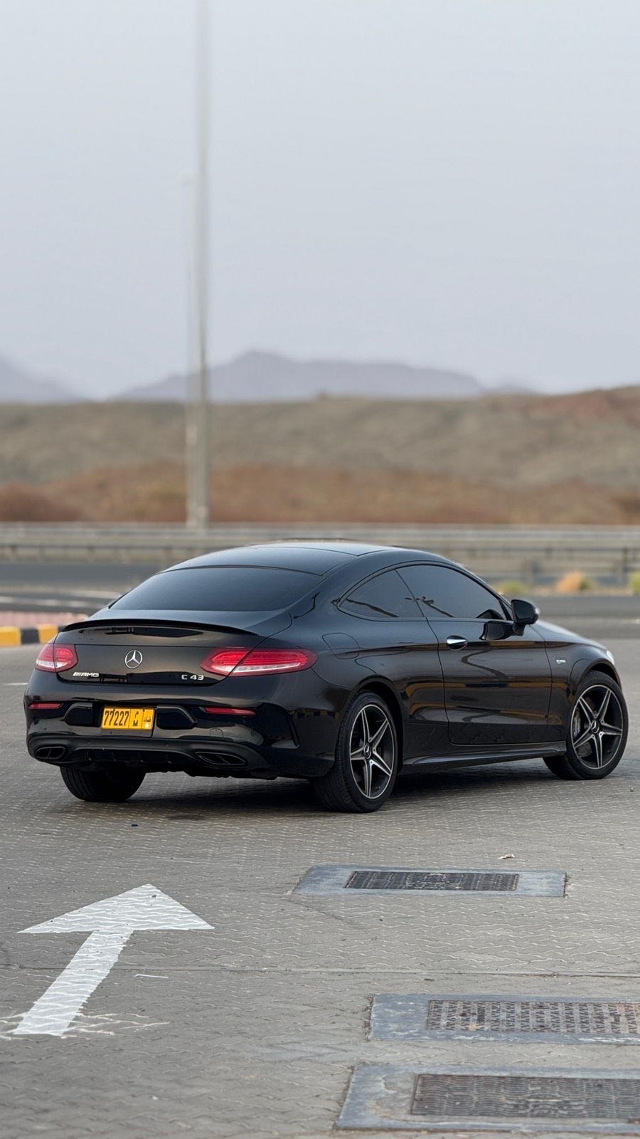Car Image 2018 MERCEDES C Class 43