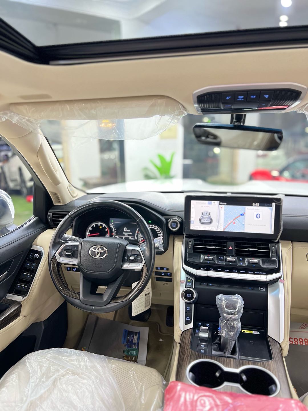 Car Image 2022 TOYOTA LAND CRUISER VX