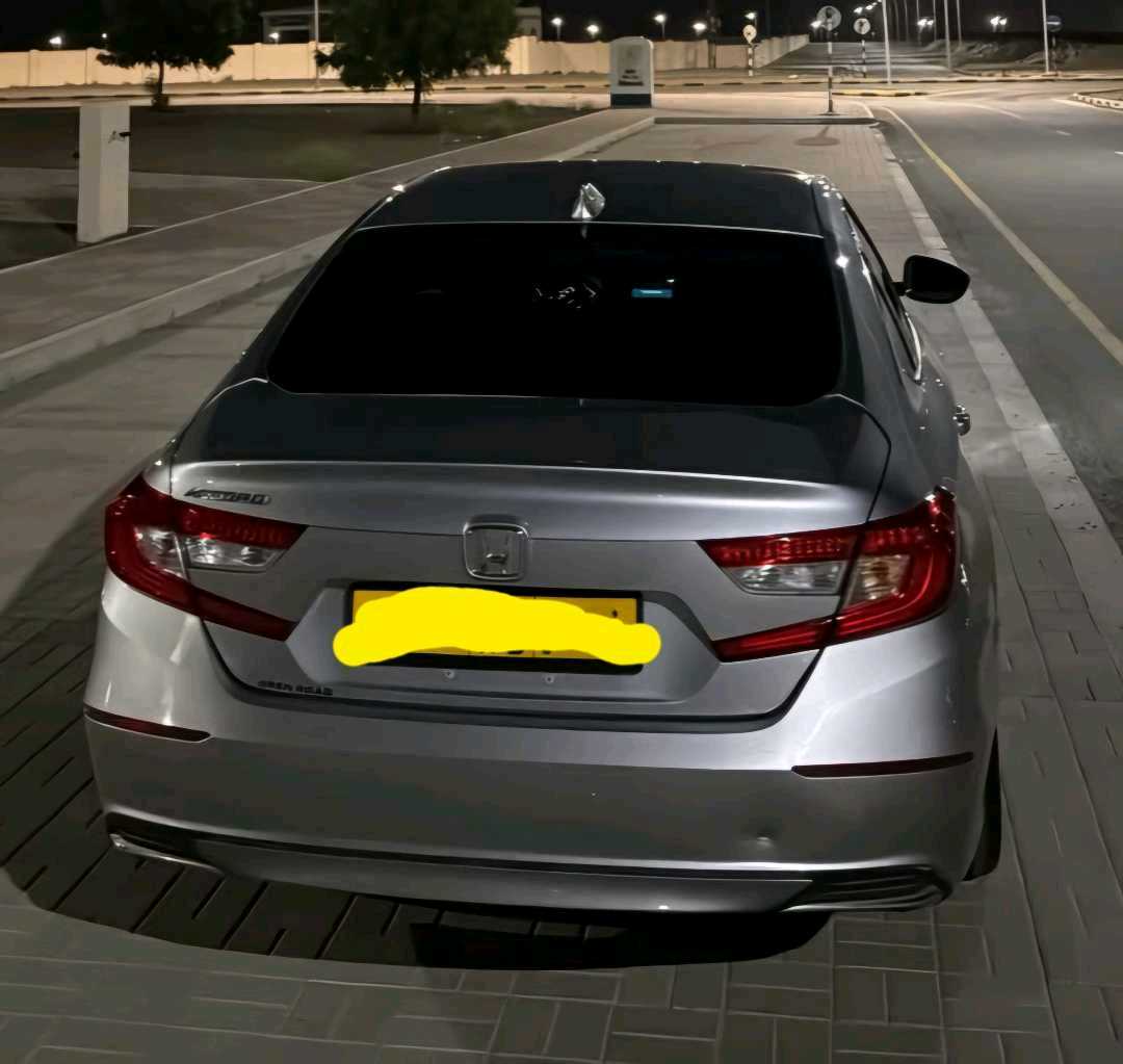 Car Image 2018 HONDA ACCORD LX