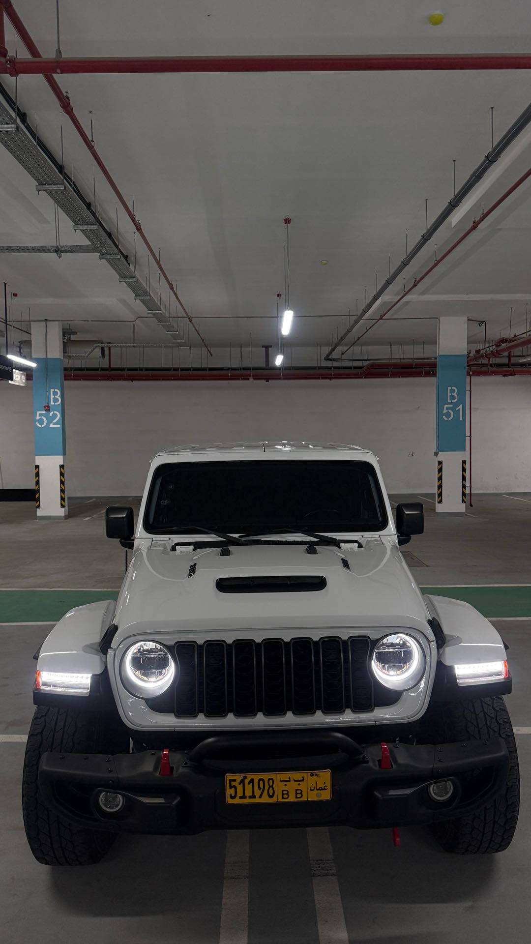 Car Image 2018 JEEP WRANGLER Sport