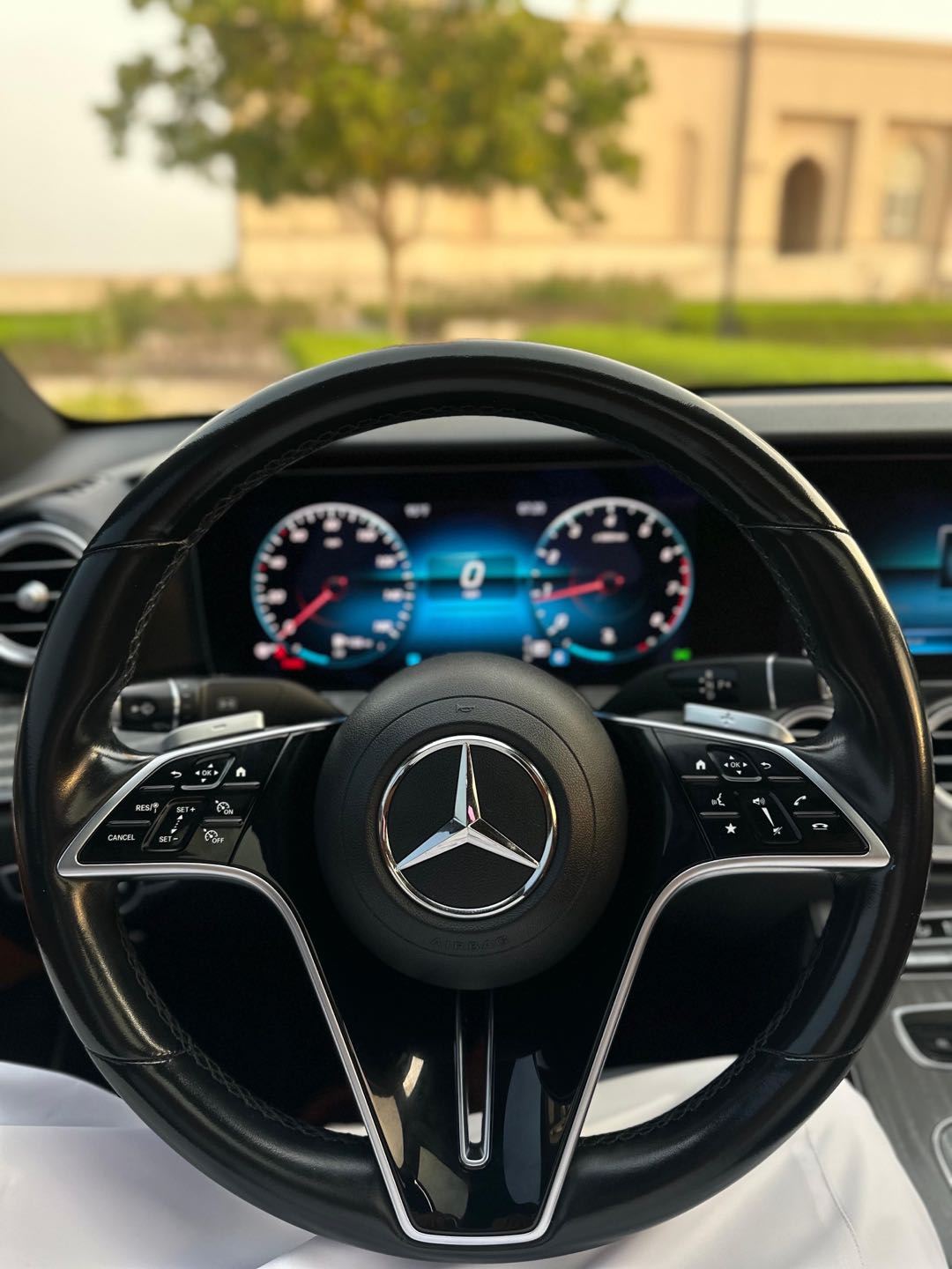 Car Image 2021 MERCEDES E Class 350