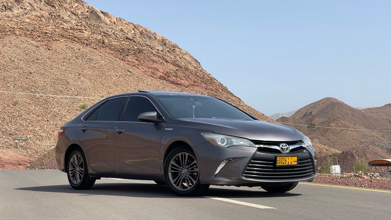 Car Image 2017 TOYOTA CAMRY XLE