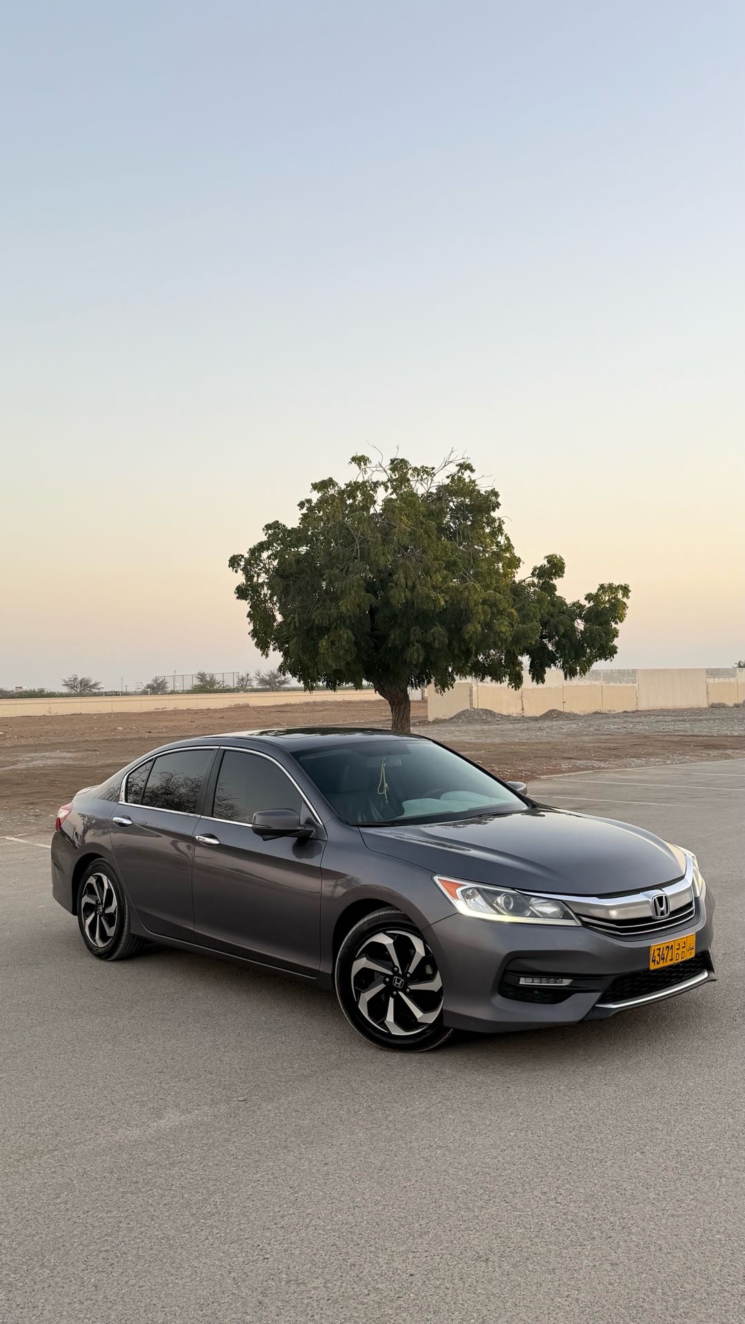 Car Image 2017 HONDA ACCORD EXL