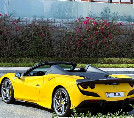 فيراري F8 2021