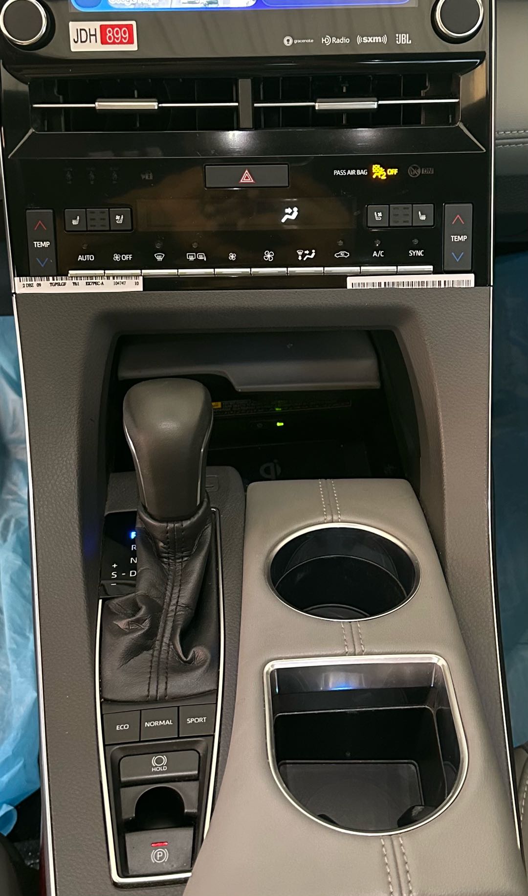 Car Image 2019 TOYOTA AVALON LIMITED