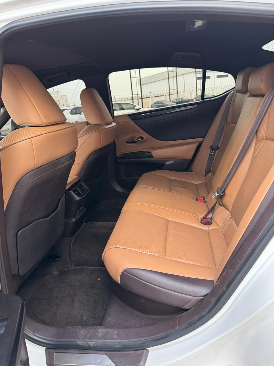 Car Image 2021 LEXUS ES 300