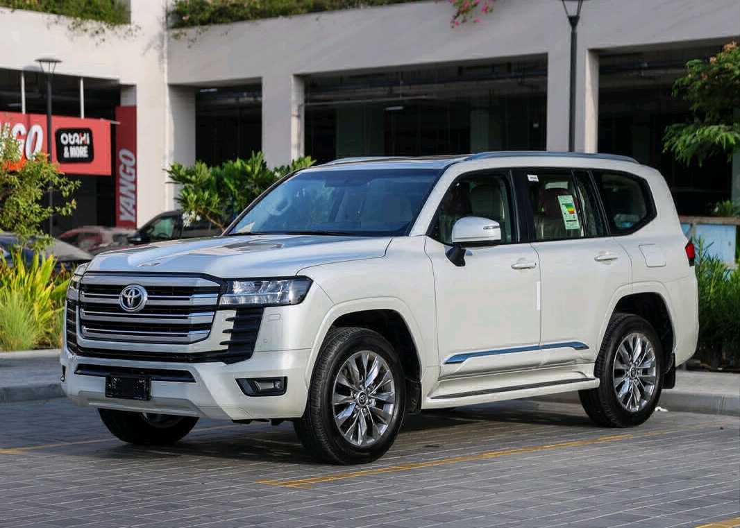 TOYOTA LAND CRUISER 2026