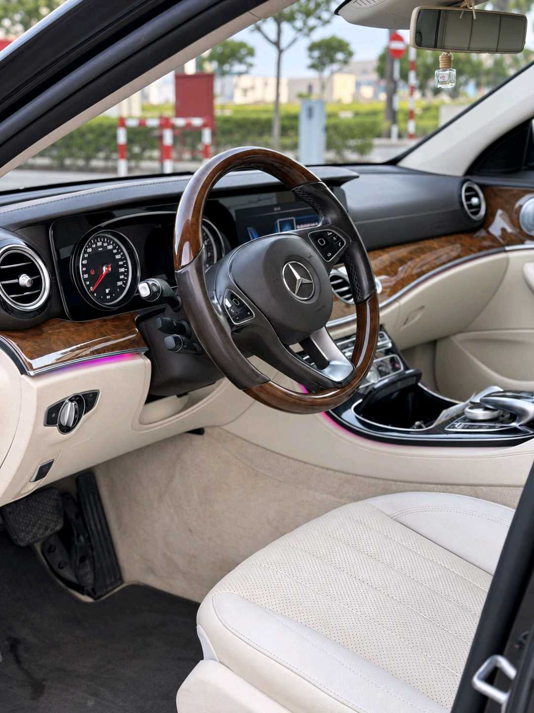 MERCEDES E Class 2021