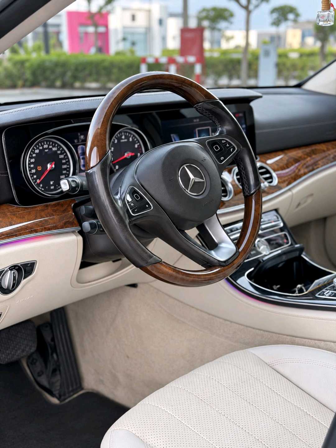 MERCEDES E Class 2021