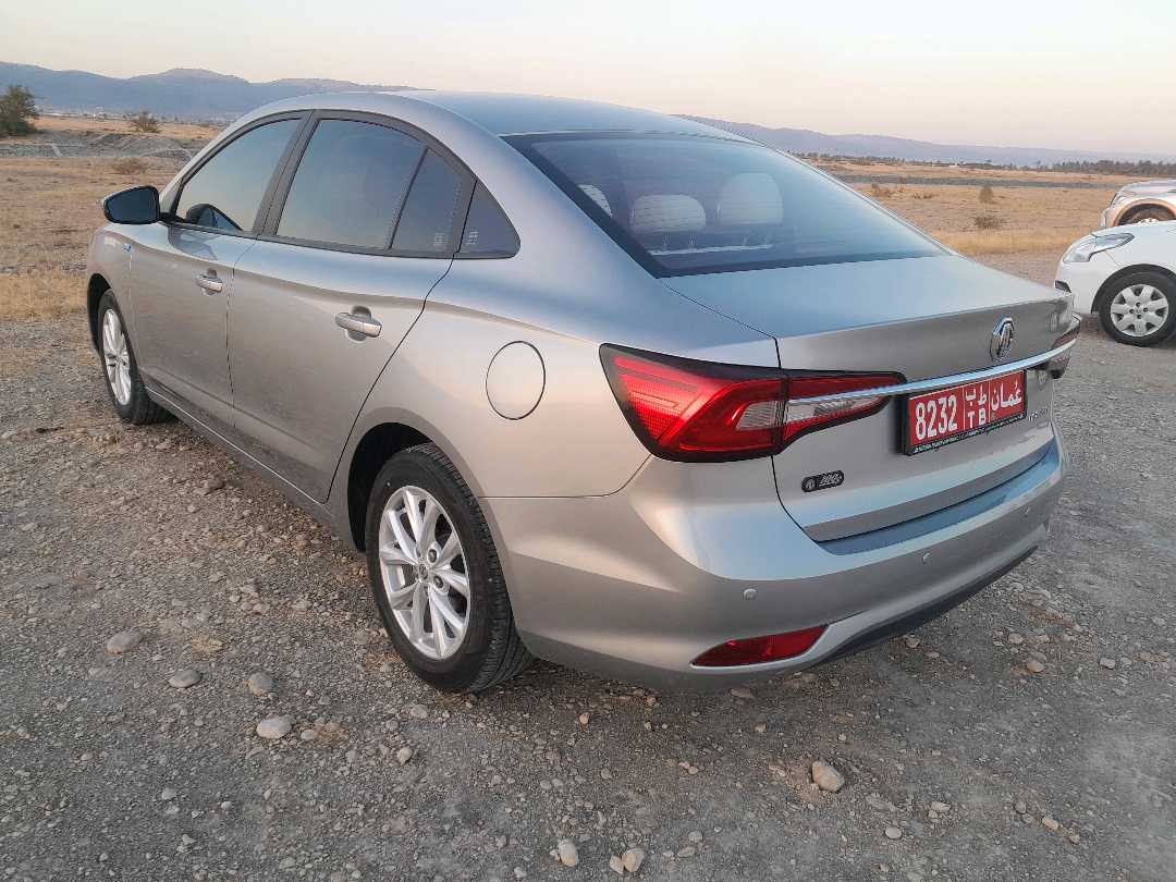 أم جي 5 2025