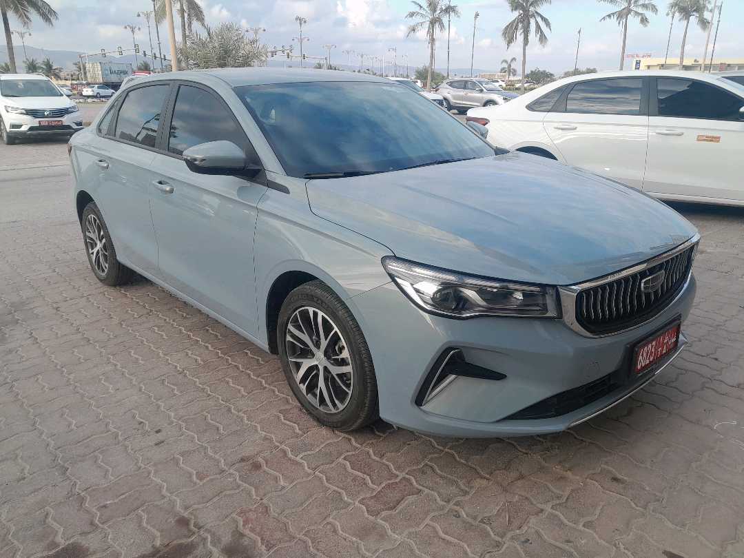 GEELY EMGRAND 2025