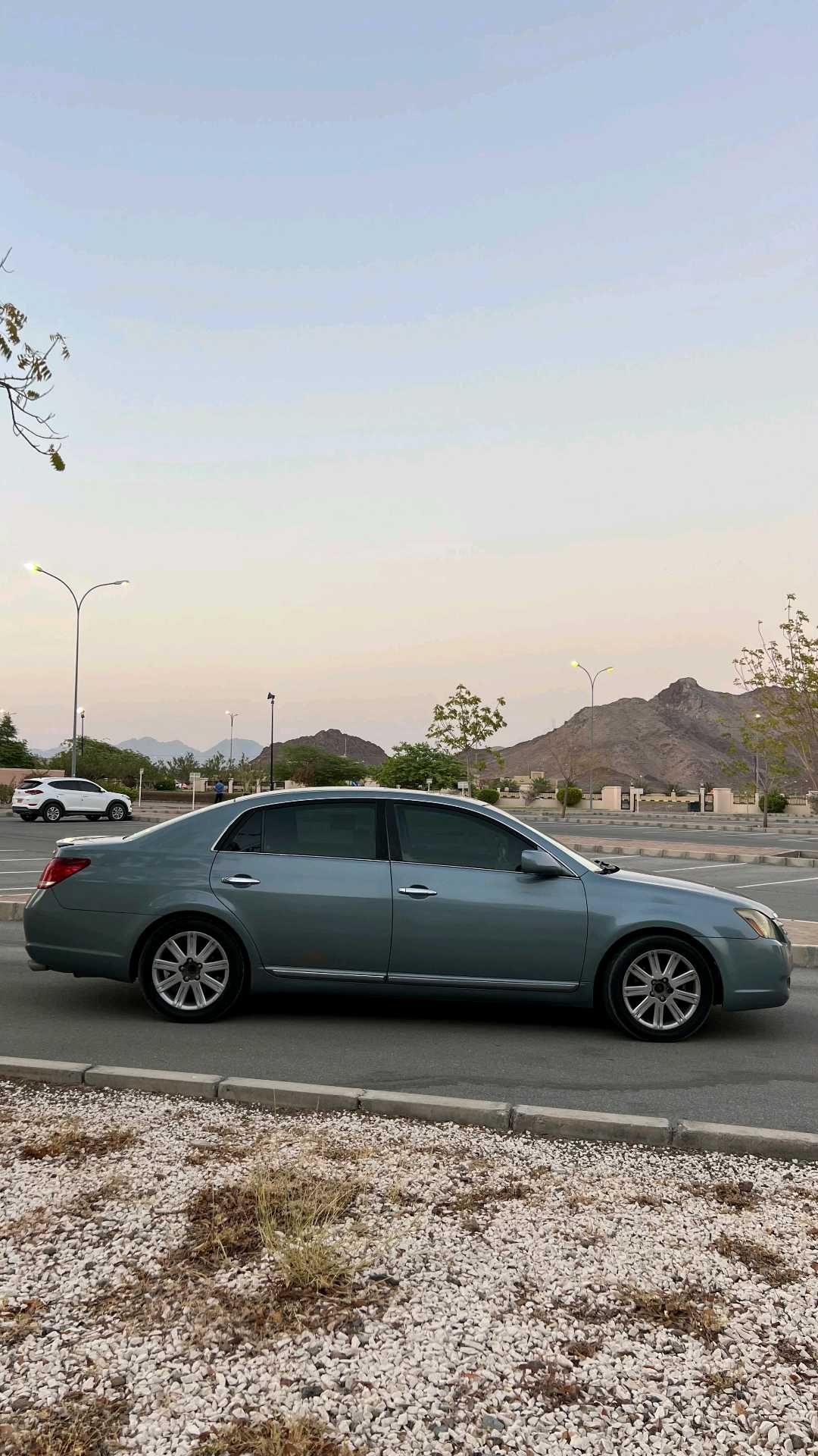 Car Image 2006 TOYOTA AVALON XLE