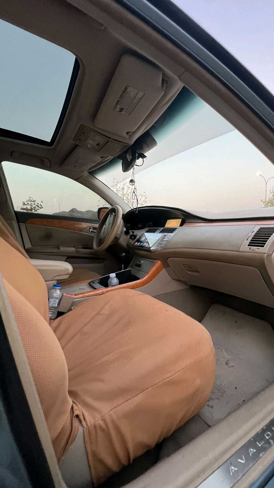 Car Image 2006 TOYOTA AVALON XLE