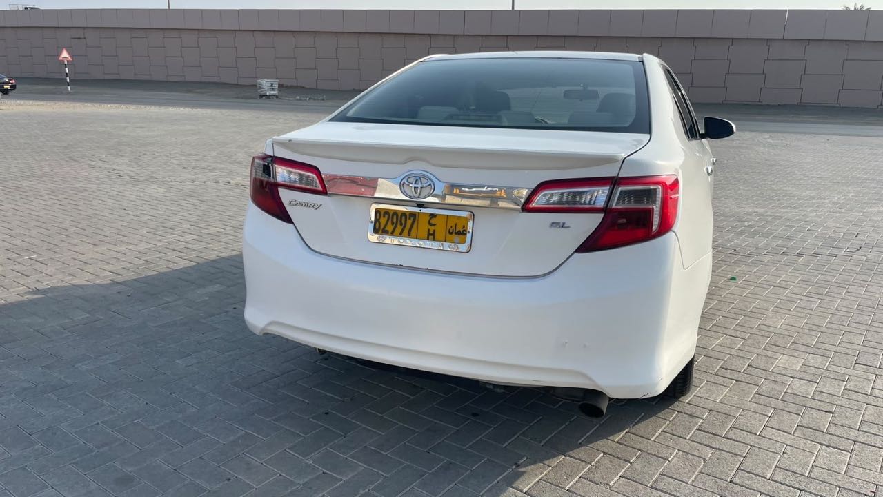 Car Image 2013 TOYOTA CAMRY GL