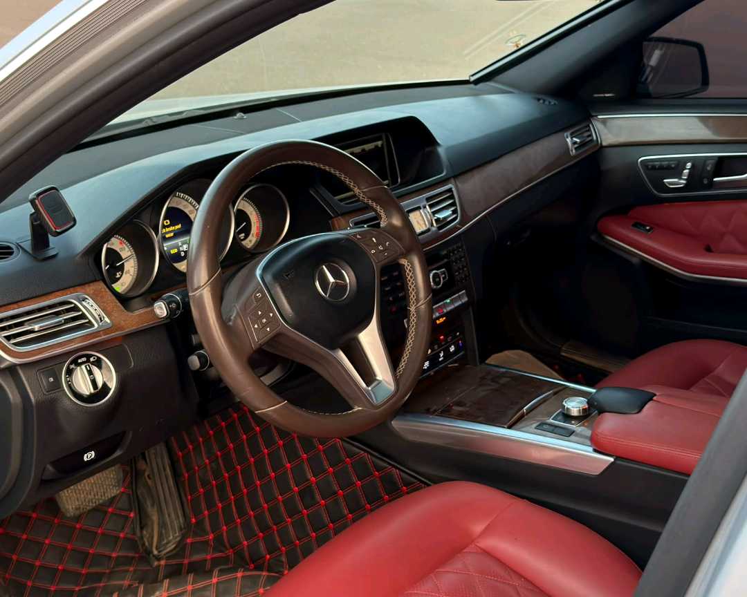 Car Image 2014 MERCEDES E Class 350
