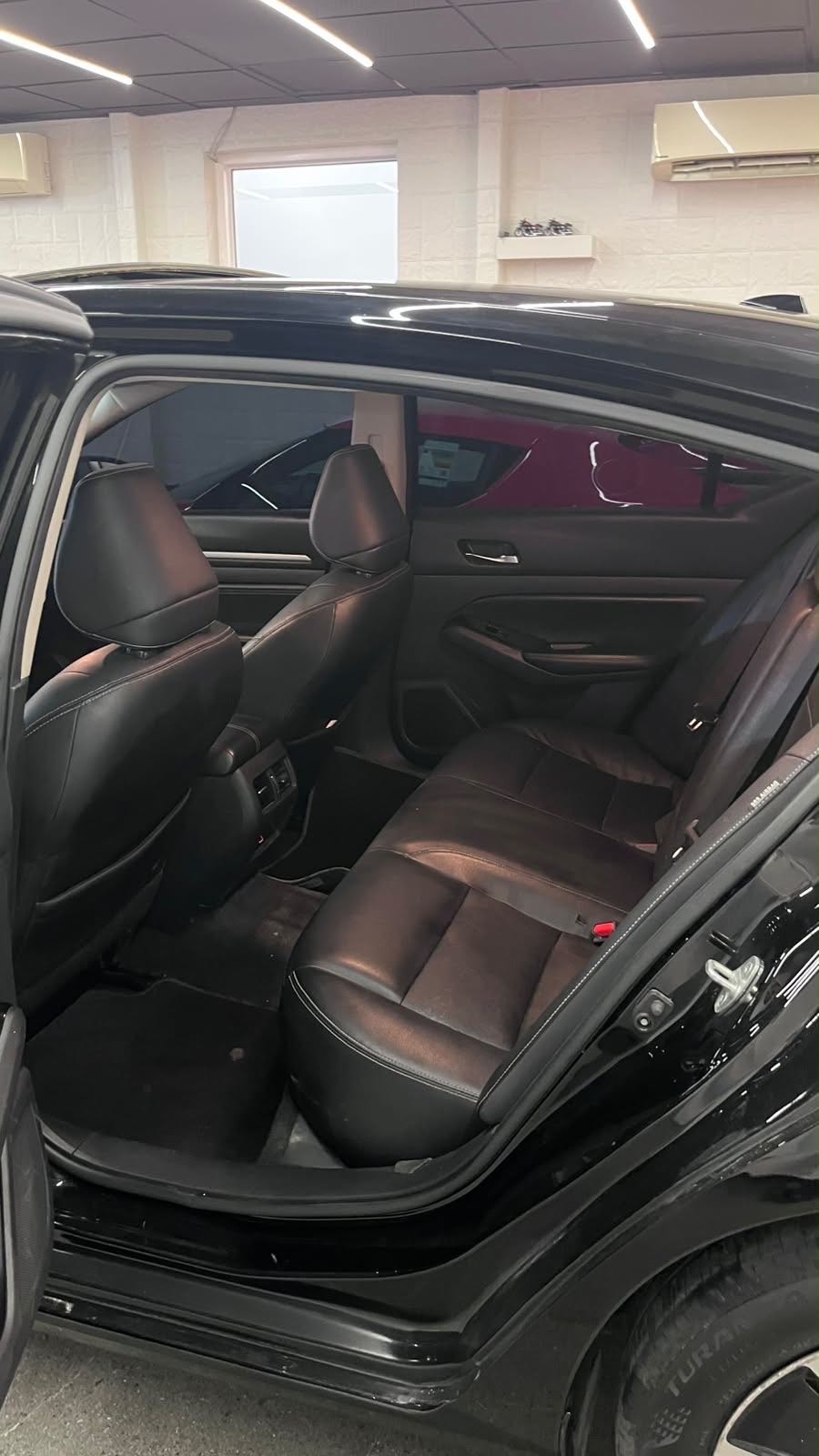 Car Image 2020 NISSAN ALTIMA SV
