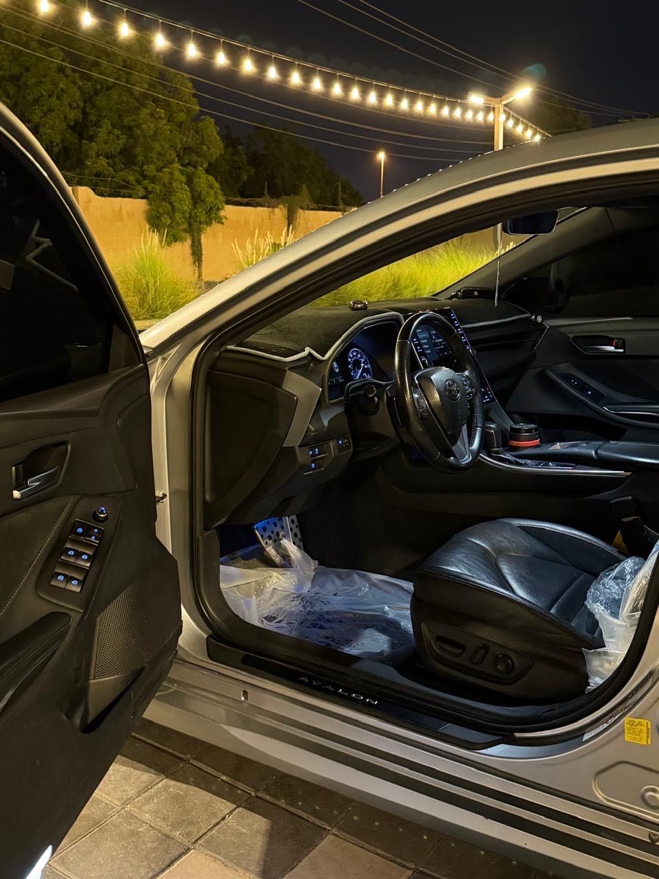 Car Image 2019 TOYOTA AVALON XSE