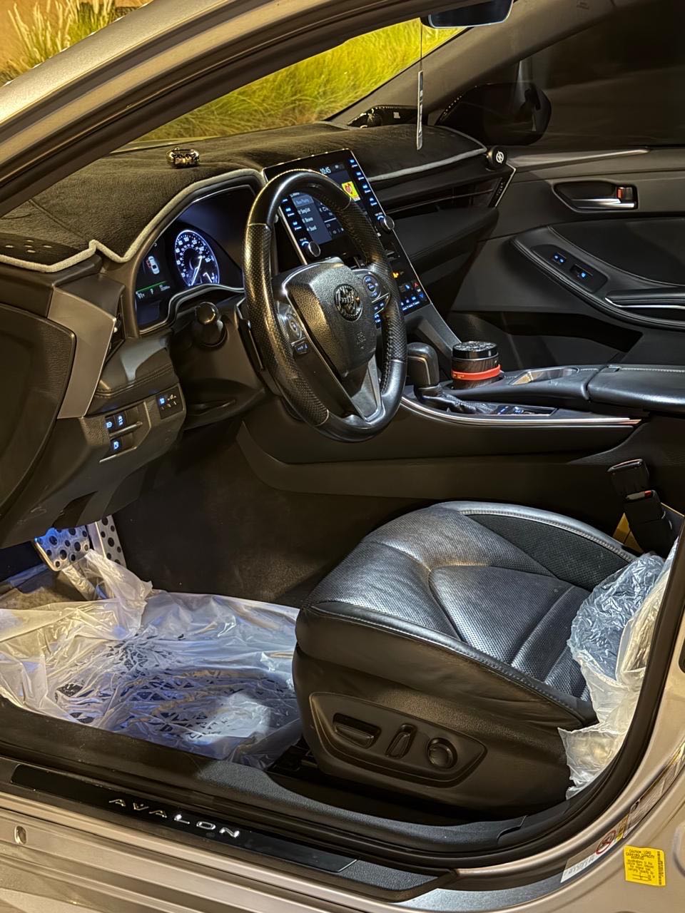 Car Image 2019 TOYOTA AVALON XSE