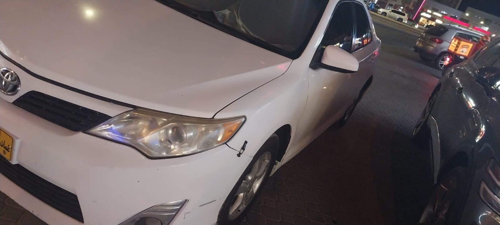 Car Image 2012 TOYOTA CAMRY LE