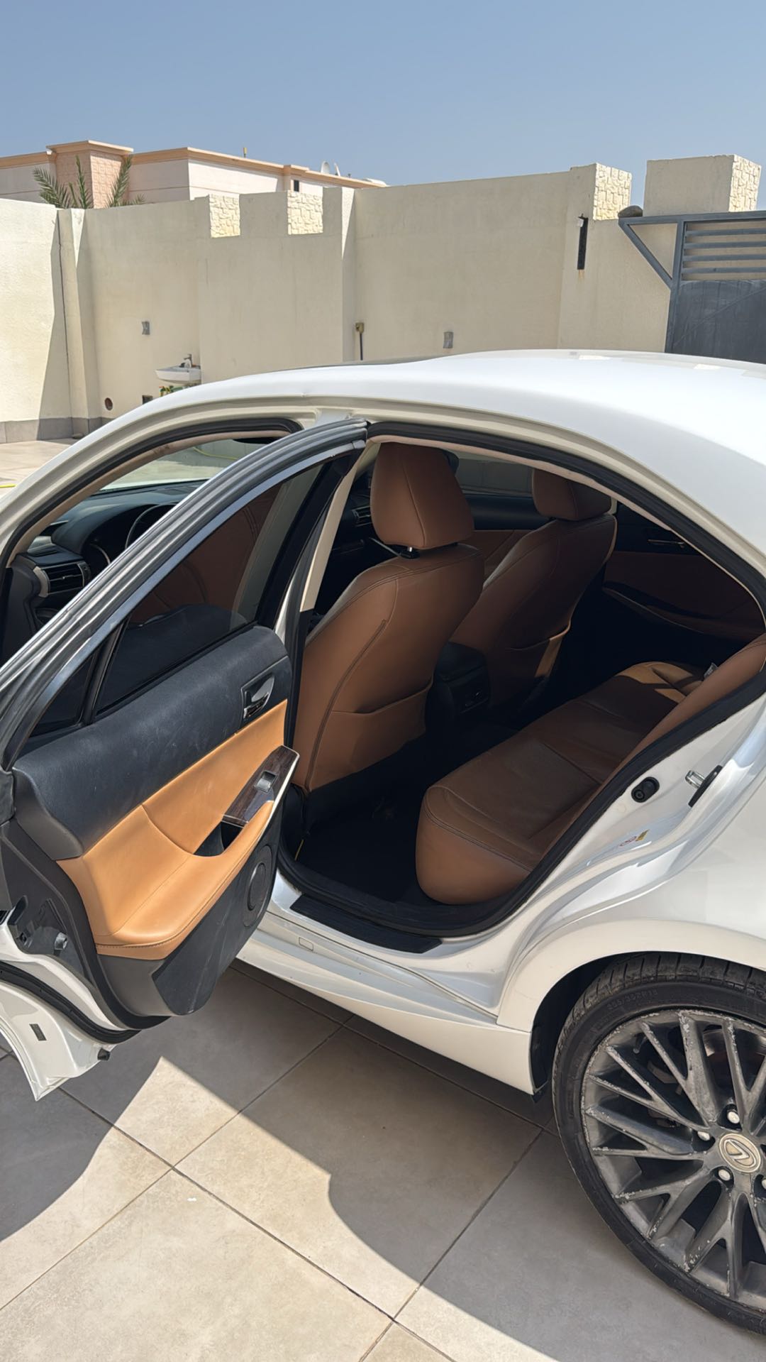 Car Image 2016 LEXUS IS 300