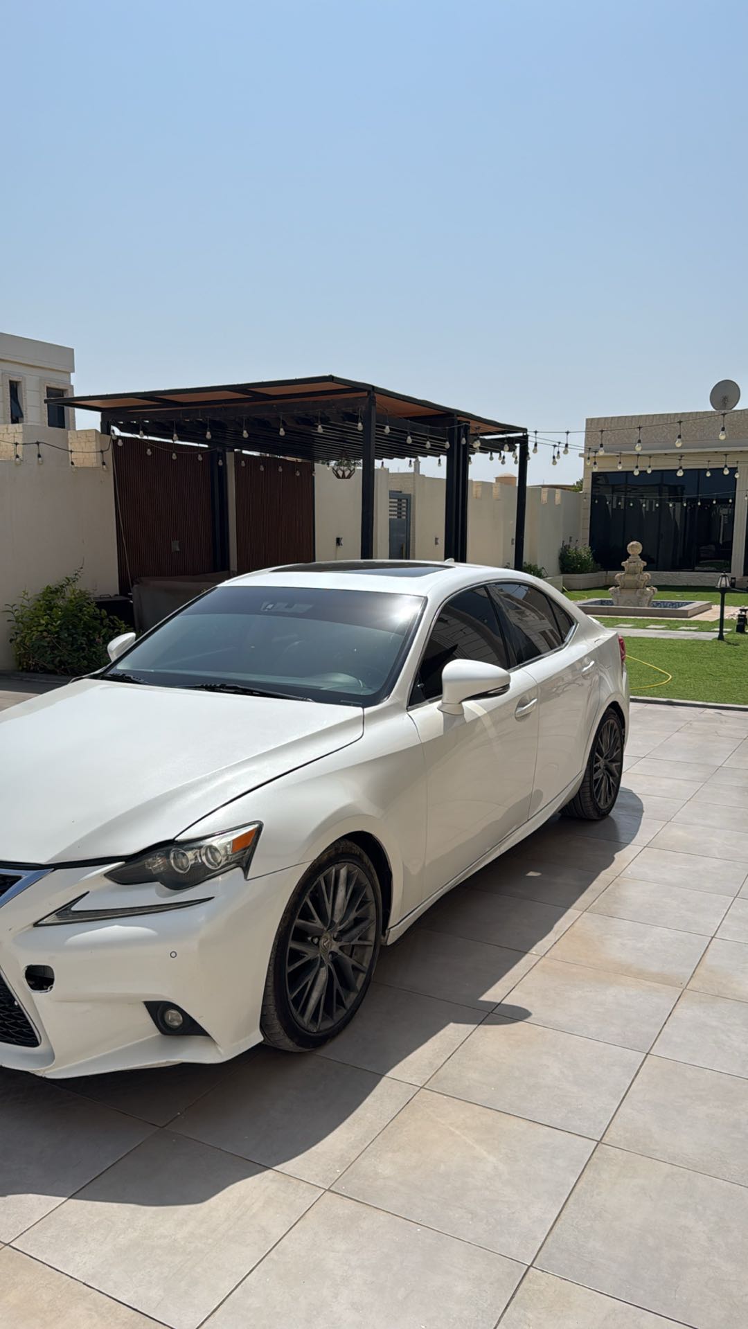 Car Image 2016 LEXUS IS 300