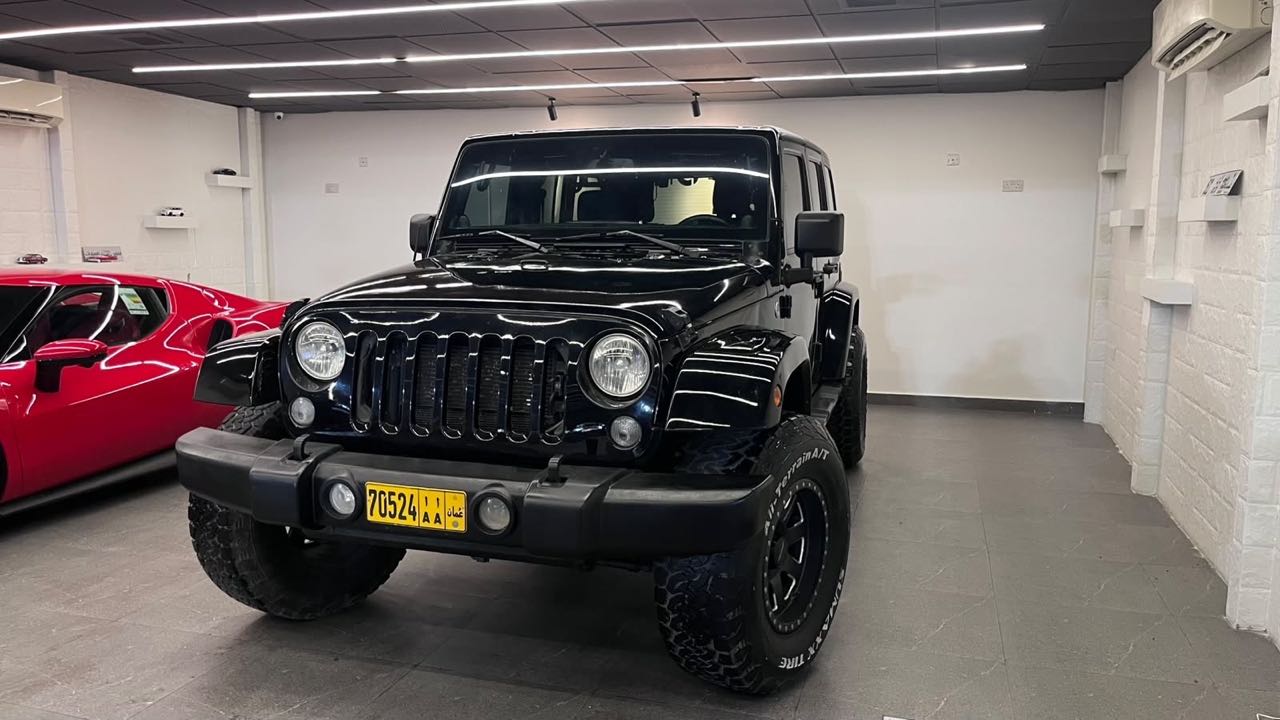 Car Image 2014 JEEP WRANGLER Sport