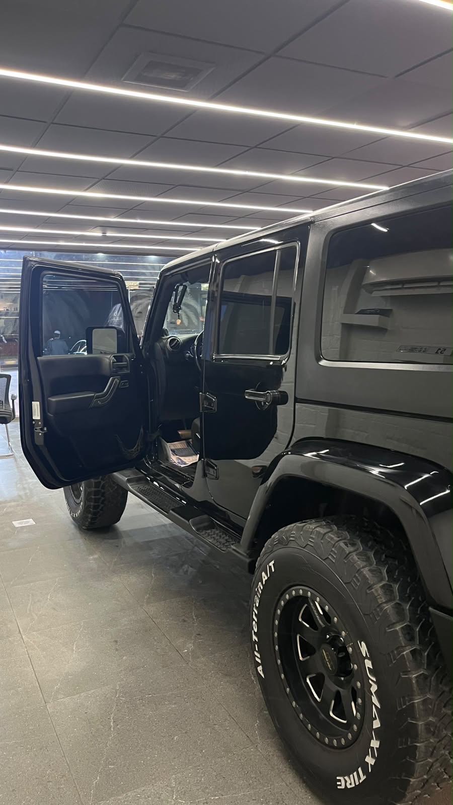 Car Image 2014 JEEP WRANGLER Sport