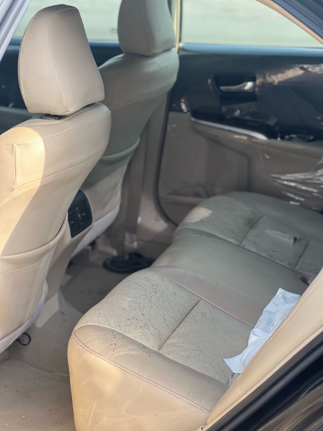 Car Image 2013 TOYOTA CAMRY XLE