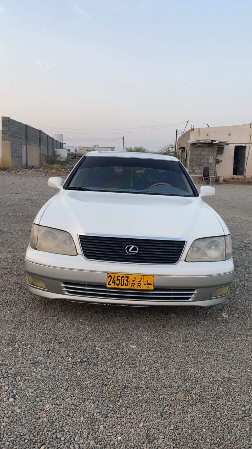 Car Image 1999 LEXUS LS 400