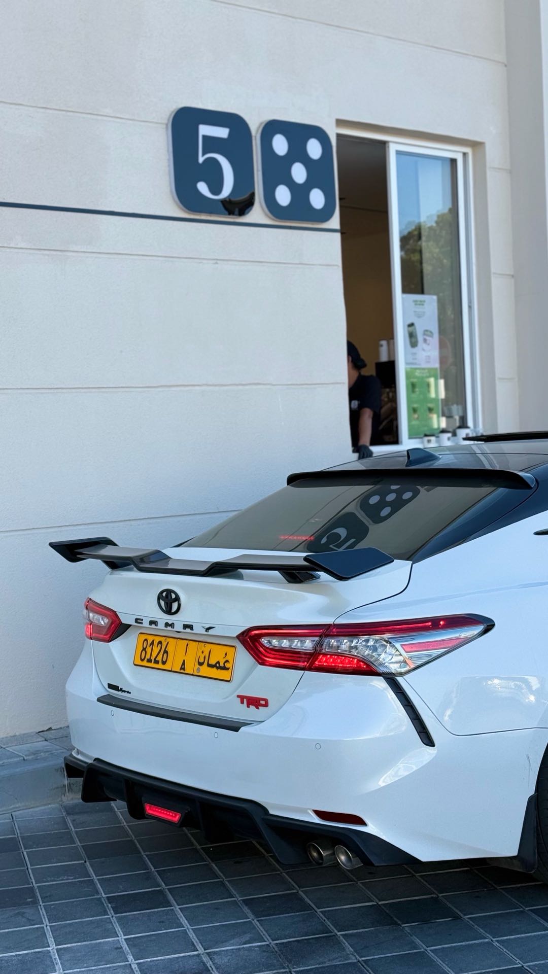 Car Image 2018 TOYOTA CAMRY XSE