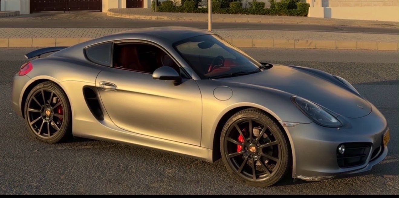 PORSCHE 918 SPYDER 2020