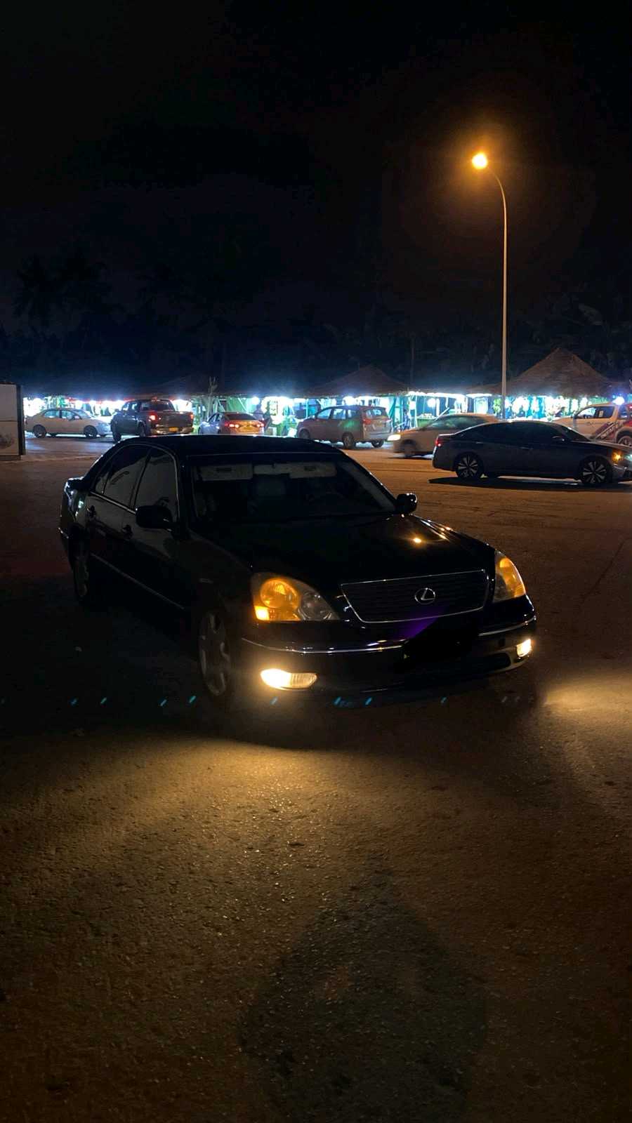 Car Image 2002 LEXUS LS 430