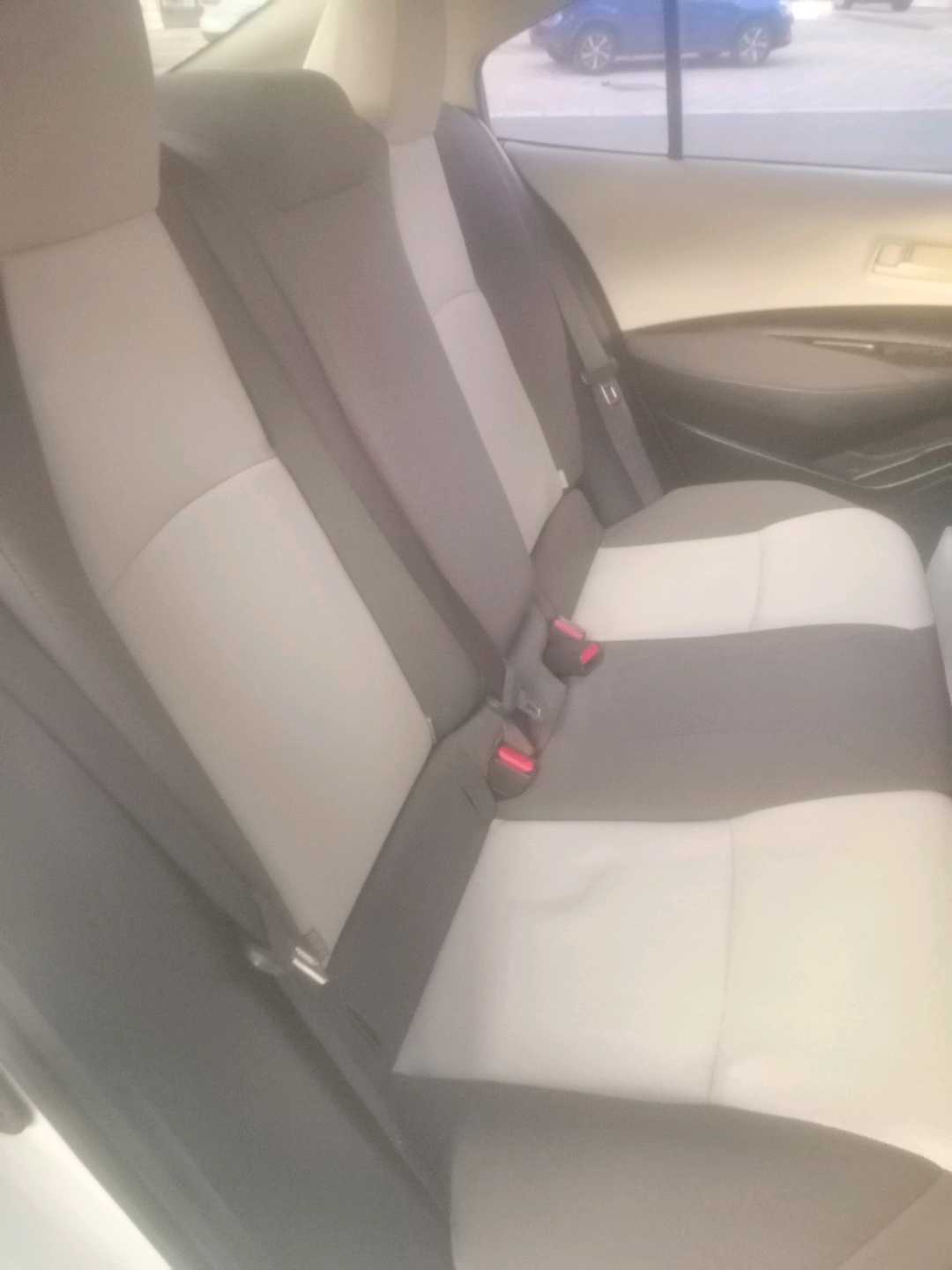 Car Image 2021 TOYOTA COROLLA LE