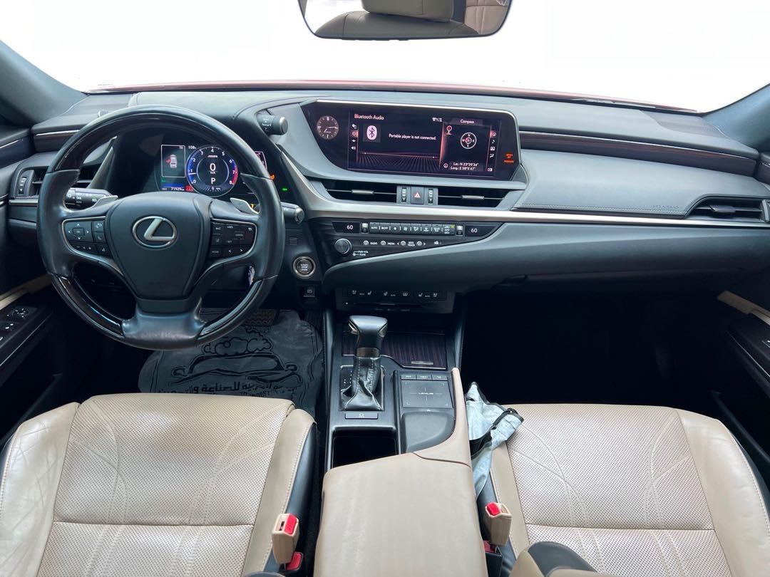 Car Image 2019 LEXUS ES 350