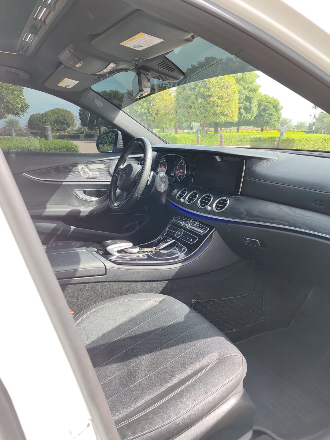 Car Image 2017 MERCEDES E Class 300
