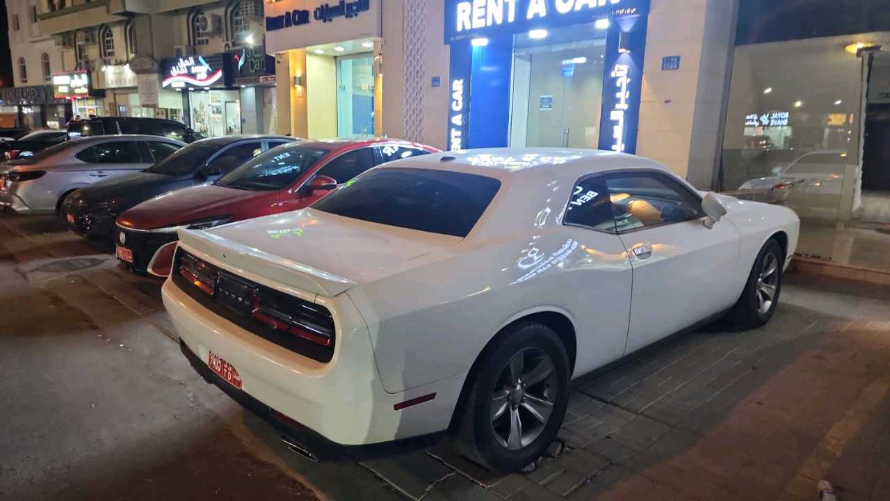 دودج تشارجر 2021