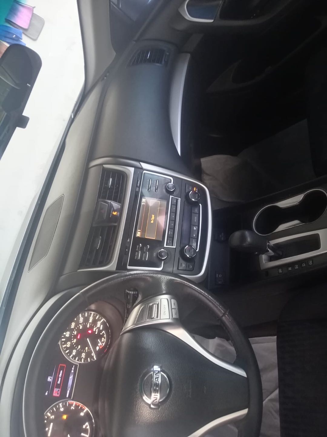 Car Image 2017 NISSAN ALTIMA SV