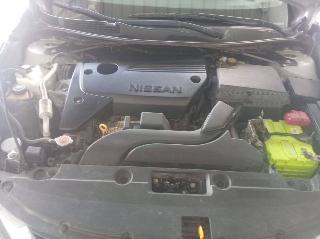 Car Image 2017 NISSAN ALTIMA SV