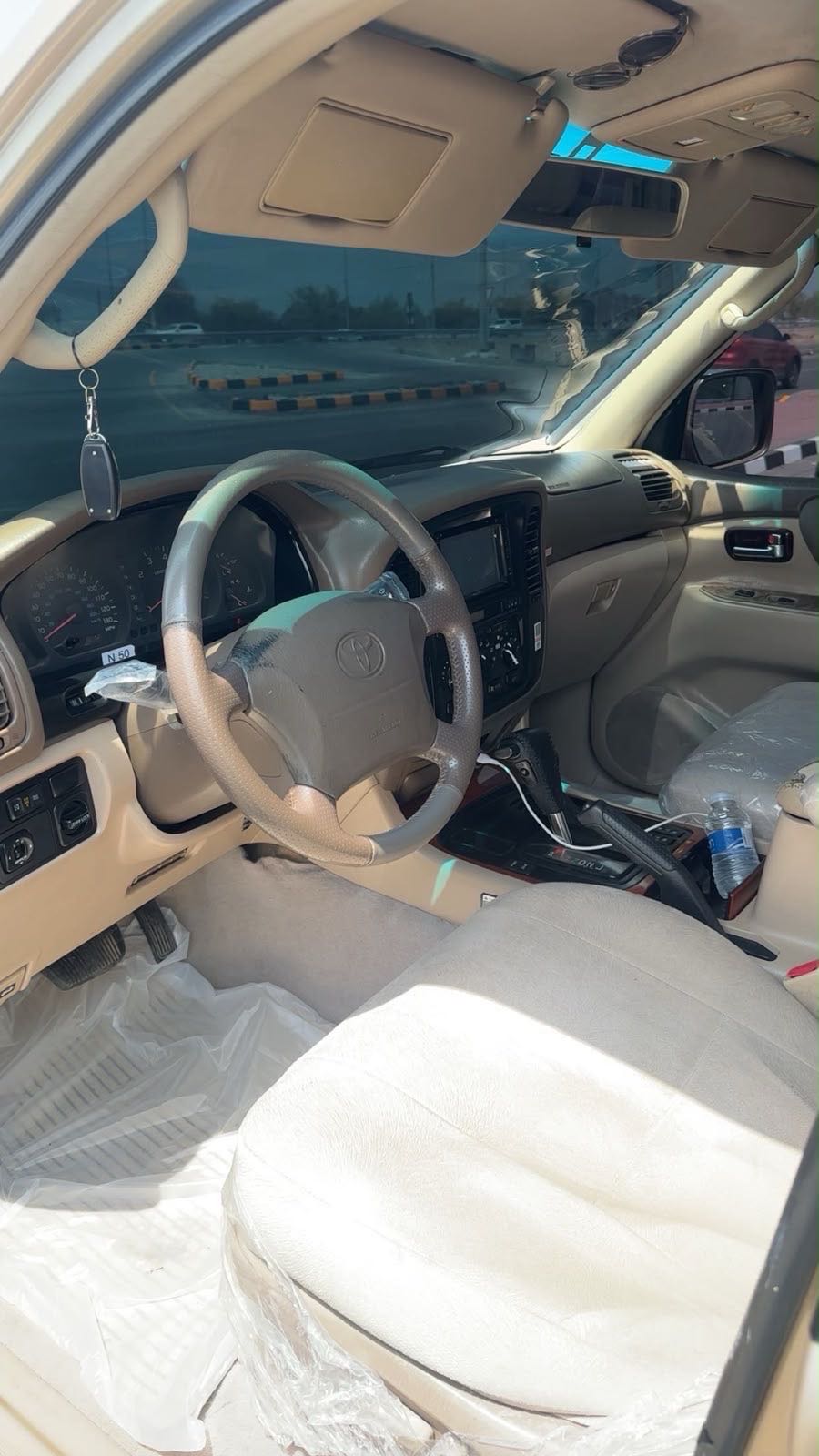 Car Image 1999 TOYOTA LAND CRUISER 