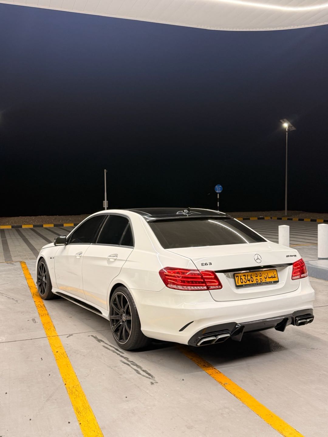 Car Image 2014 MERCEDES E Class 350