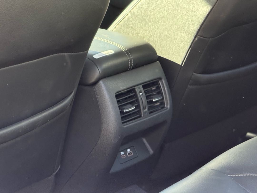 Car Image 2019 NISSAN ALTIMA Platinum 